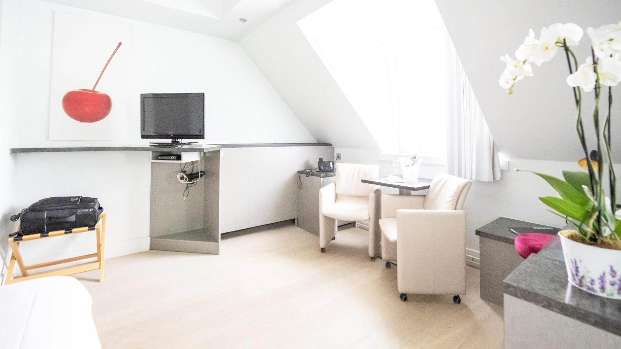 Hostellerie Klokhof Кортрейк Экстерьер фото